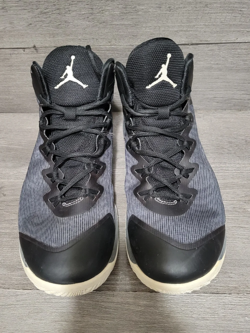 Jordan Super Fly 3 Mens Size 10.5 Black 684933 003 Anthracite